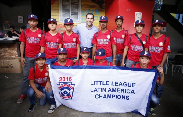 Los coclesanos representan a Latinoamérica.