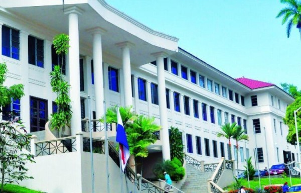 La Corte declara inconstitucional varios artículos sobre el presupuesto general del Estado