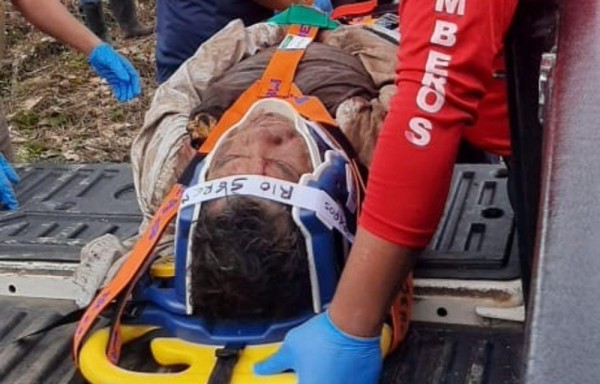 Un muerto y cuatro heridos dejó derrumbe en Chiriquí