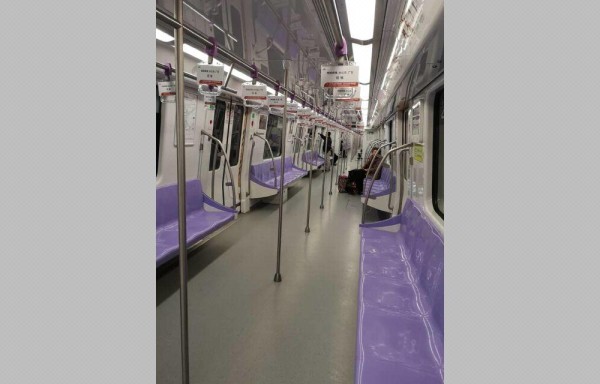 Este es el Metro de Nanjing, día del Año Nuevo Chino, 2020.