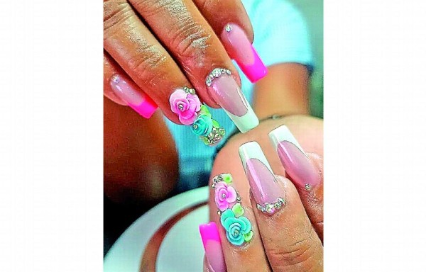 Embellecer las uñas no pasa de moda
