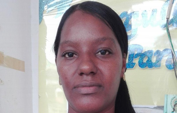 ‘Puede ocurrir una desgracia por las instalaciones en tan malas condiciones. Nuestros hijos corren peligro' . YARIELA DE PRESTAN Club de padres de familia