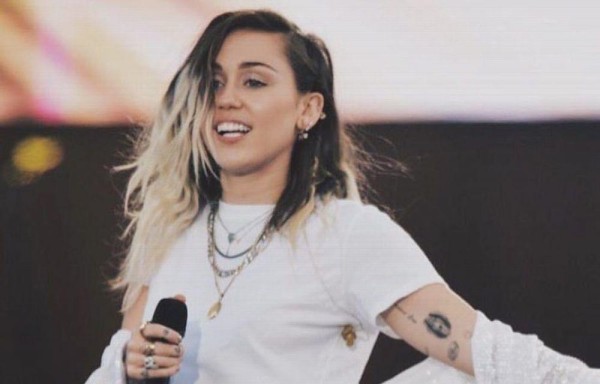 ¿Qué han ellas hecho en casa?