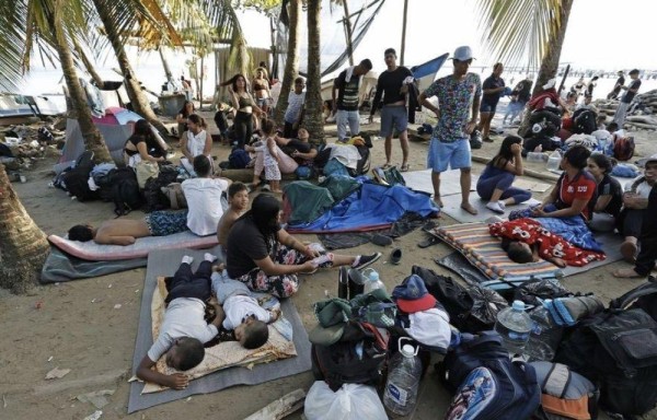 En espera de cruzar hacia Panamá.