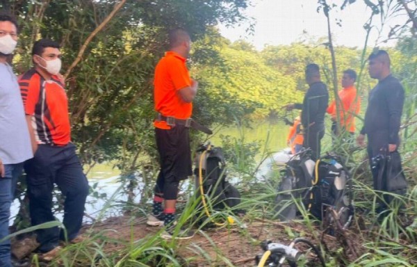El miércoles Zacarías debía asistir a una reunión con sus compañeros en una escuela, pero nunca llegó
