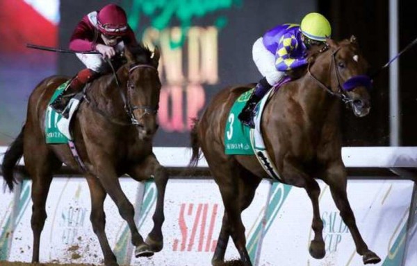 ‘Mishriff' por fuera dominó al final a ‘Charlatan' en el evento dotado de $20 millones.