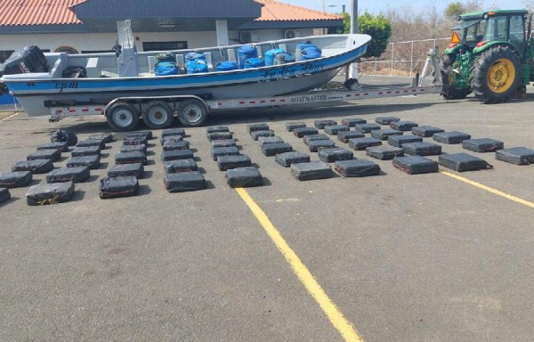 Colombianos fueron capturados con droga en Punta Mala