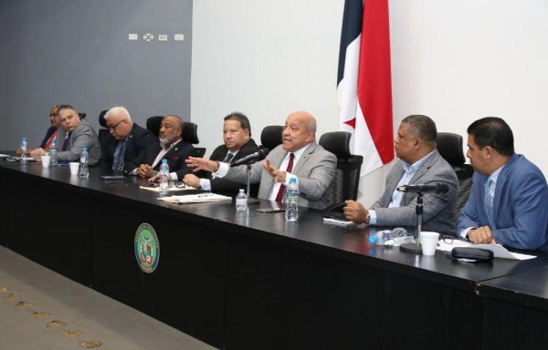 Audiencia pública televisada.