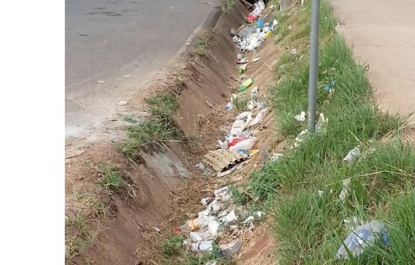 Basura en las cunetas