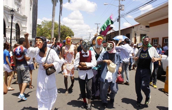 Disfraces llamativos.