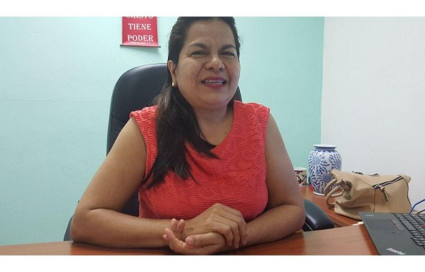 ‘La mayoría de los contribuyentes viene a hacer un arreglo de pago' Betilda de Soriano TESORERA MUNICIPAL