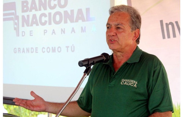 ‘La inversión de los paneles solares ha sido de 200 mil dólares, a través del financiamiento del Banco Nacional' José Ivanhoe de Roux DUEÑO DE LA FINCA CAUCA