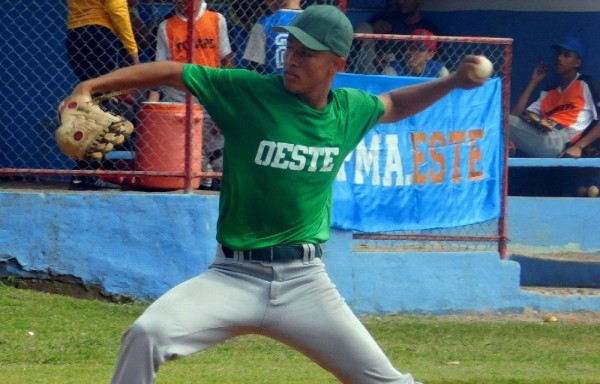 El internacional José Amaya será el abridor de los ‘Vaqueros' de Panamá Oeste ante Los Santos.