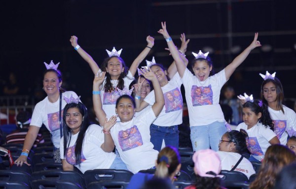 Soy Luna cautiva con su show