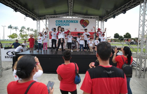 Sensibilizaron a los ciudadanos sobre los factores de riesgo de los males relacionados con el corazón.