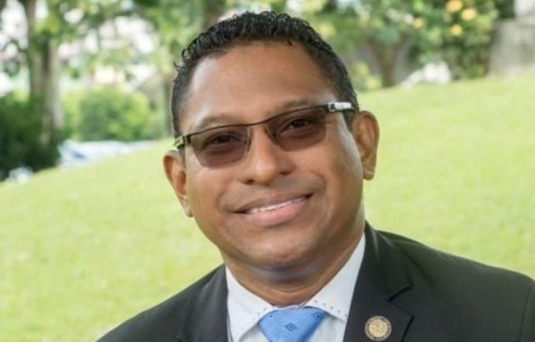 Profesor Gilberto Marulanda.