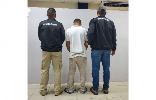 Uno de los deportados