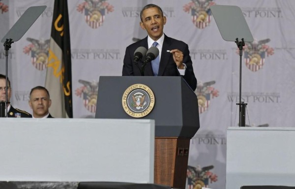 Barack Obama en la Academia Militar.