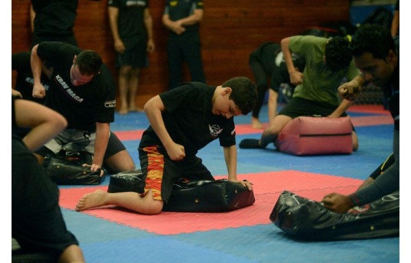 Ataques encima del enemigo. Técnicas del golpeo.