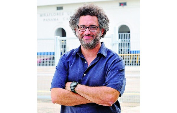 ‘Es un gran honor haber ganado este premio'. Abner Benaim CINEASTA