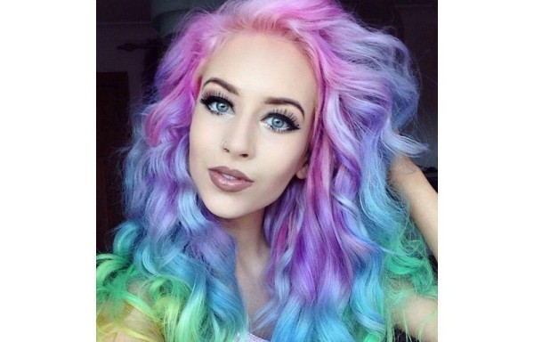 Cabello multicolor para el Carnaval