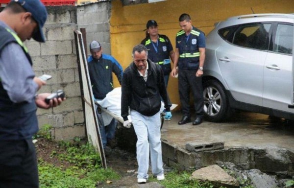 Escena donde ocurrió el homicidio doloso.