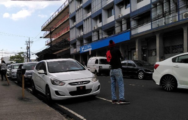 Mirada indiferente a bien cuida'os