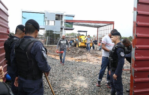 Los trabajos se paralizaron tras el hecho de sangre.