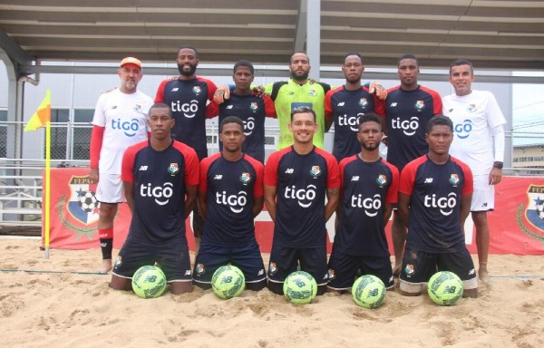 La Selección Nacional de Fútbol Playa quedó lista