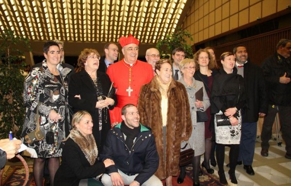 Familiares celebraron la investidura del nuevo Cardenal.