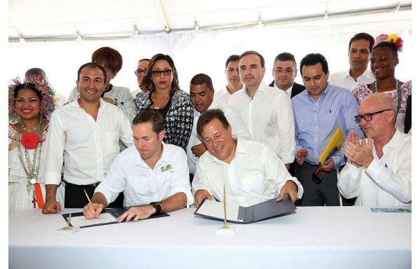 Los actos se realizaron en el Home Port de cruceros en la costa atlántica.