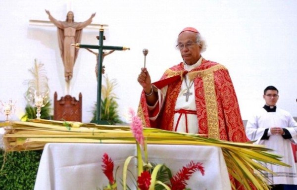 Piden oración por el cardenal Brenes.