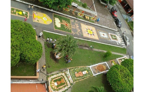 Celebran Corpus Christi en Alanje