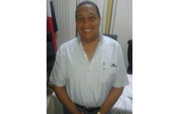 ‘Queremos que se construya en el lugar la casa de la cultura colonense' Alex Lee REPRESENTANTE DE BARRIO SUR