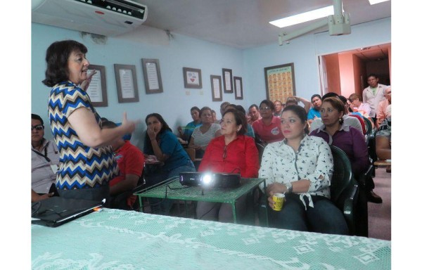 Capacitaron a los que participarán en la campaña.