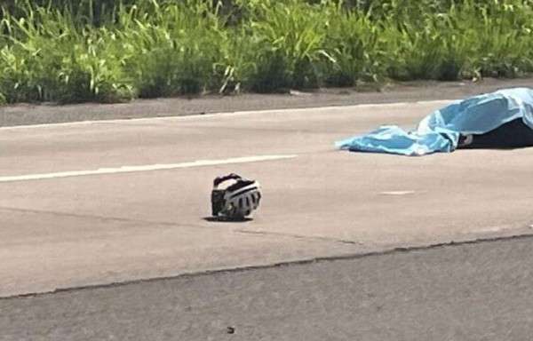 Camioneta embiste a una ciclista en Farallón y la mata