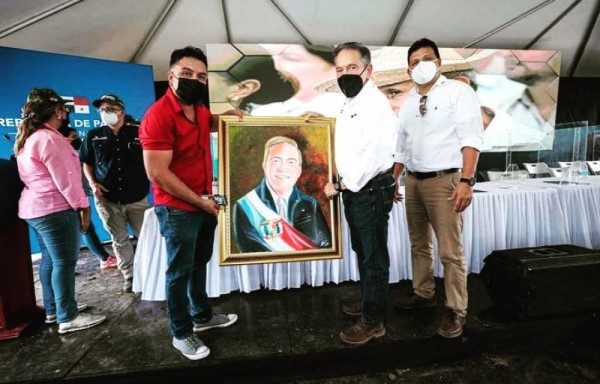 Destaca el valor de los cuadros panameños