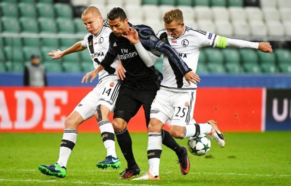 El delantero portugués Cristiano Ronaldo no pudo marcar ante el Legia de Varsovia.