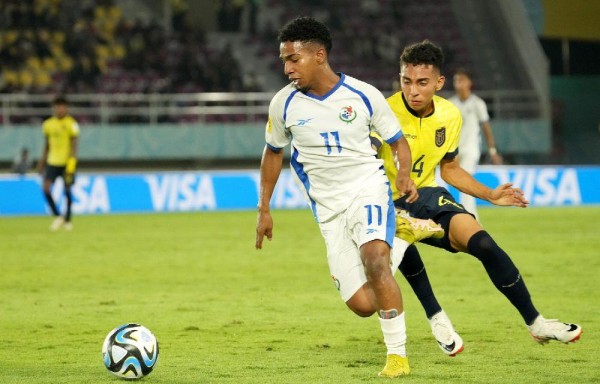 Con la frente en alto