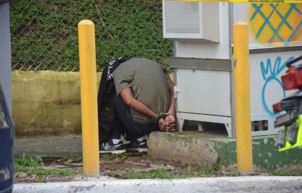 El detenido usó una pistola 9 mm para interceptar a su víctima, quien se dirigía hacia su trabajo.