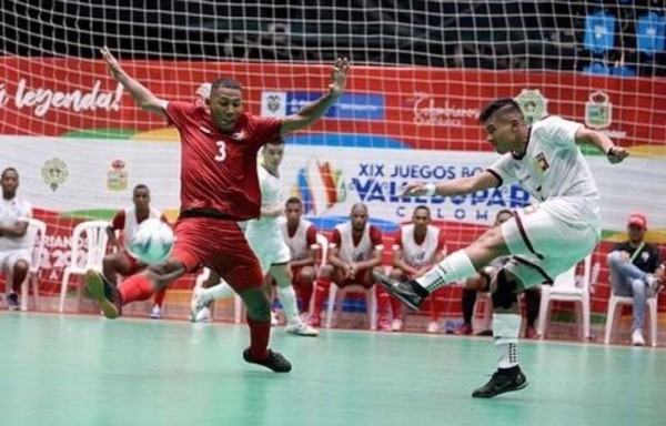 Edwin Barahona es uno de los jugadores convocados para entrenar.