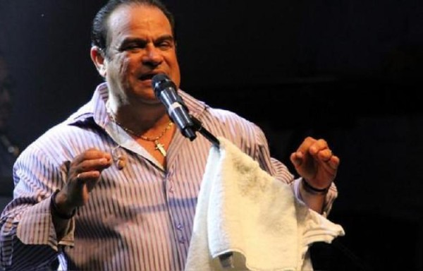 Salsero puertorriqueño Tony Vega es hospitalizado en EE.UU.