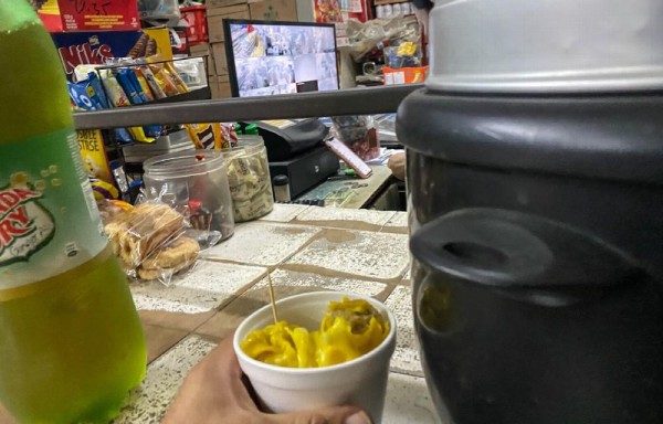 Tanta es la demanda que ya lo venden en paquetes. Lo pones 15 minutos en la olla y listo, a disfrutar.