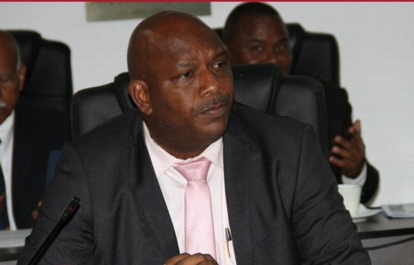 Sicarios acribillan a otro político, el repre regresaba de Colombia