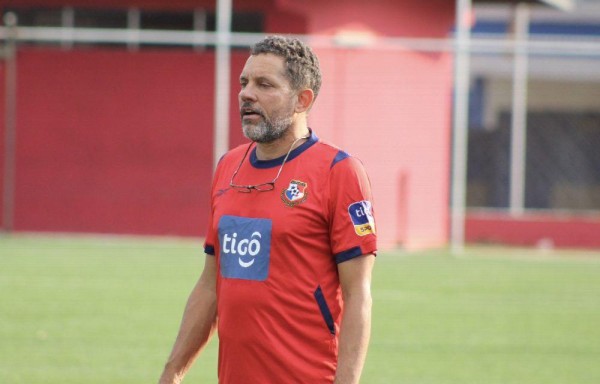 El técnico Mike Stump durante la sesión.