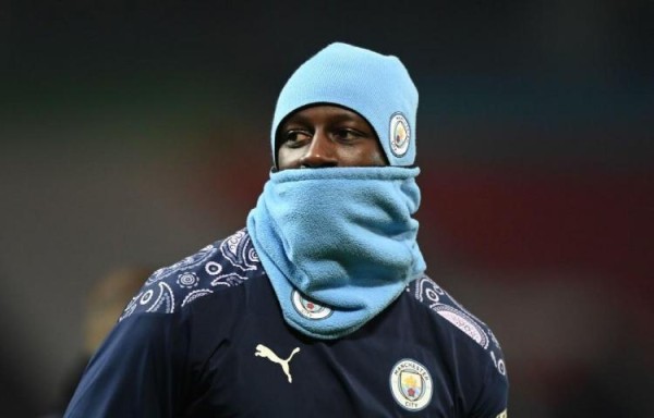 Futbolista del Manchester City es señalado por la fiscalía: 'Depredador de mujeres'