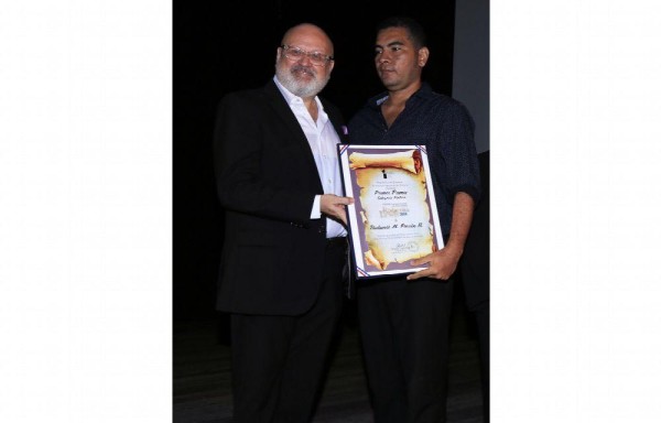 Fue premiado por el Instituto Nacional de Cultura.