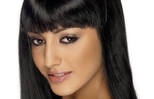 El flequillo rejuvenece el rostro