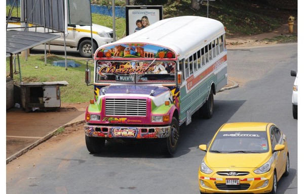 Buses transitan sin control en el distrito de San Miguelito y en la ciudad.