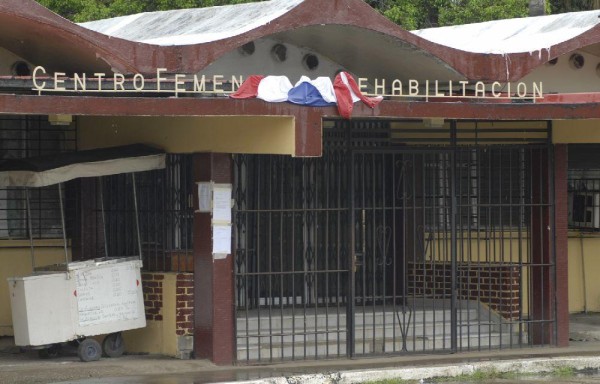 Actual Centro Femenino.